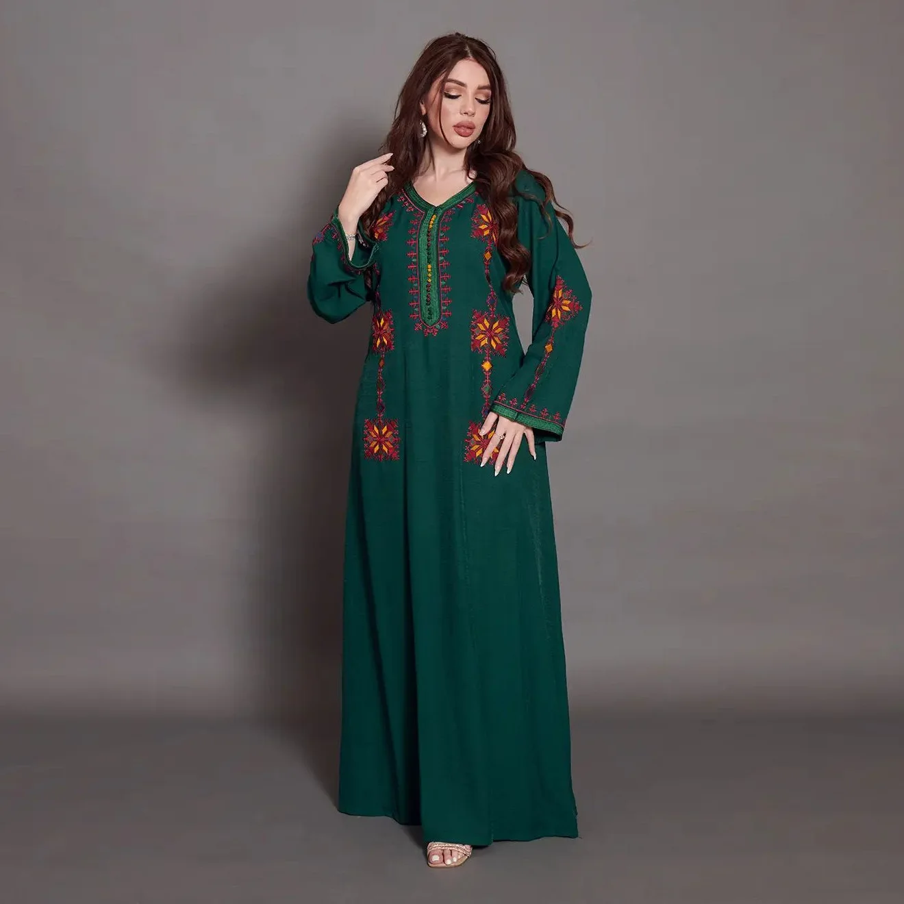 Elegant Embroidery Muslim Dress for Women Jalabiya Abaya Ramadan Long Dresses Abayas Woman Kimono Robe Moroccan Caftan Vestidos