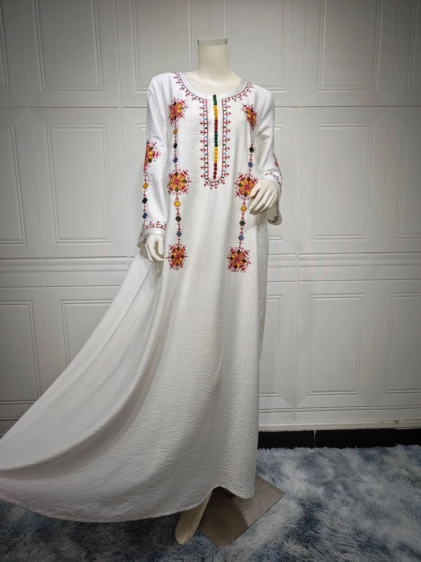 Elegant Embroidery Muslim Dress for Women Jalabiya Abaya Ramadan Long Dresses Abayas Woman Kimono Robe Moroccan Caftan Vestidos