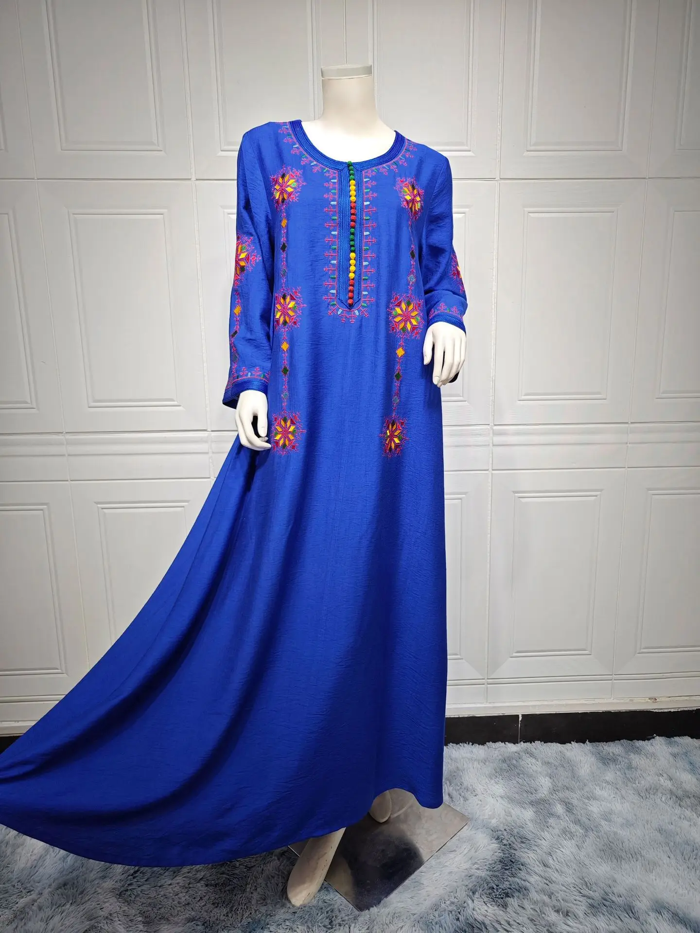 Elegant Embroidery Muslim Dress for Women Jalabiya Abaya Ramadan Long Dresses Abayas Woman Kimono Robe Moroccan Caftan Vestidos