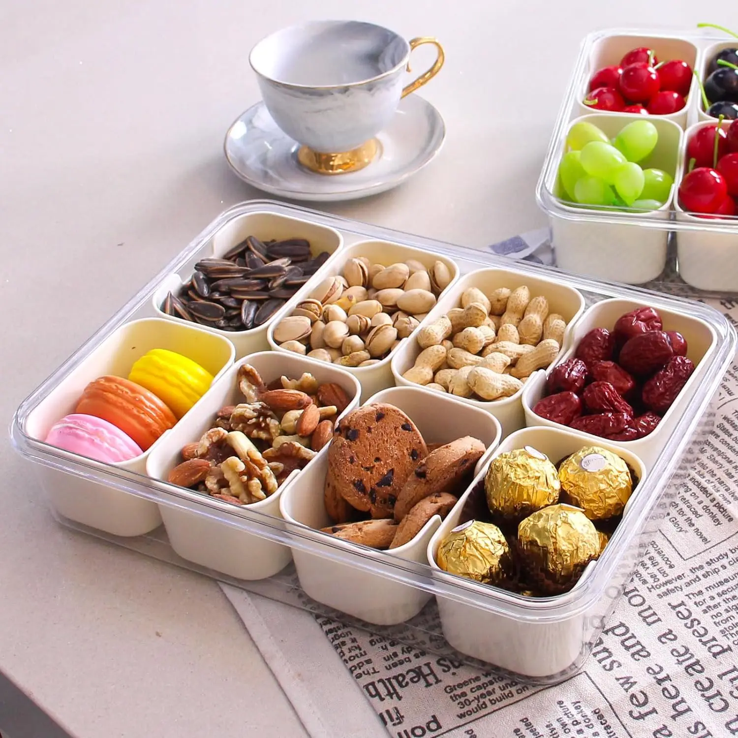 8 Grids Divided Serving Tray Storage Box Kitchen Portable Sub-format Seasoning Separator Box Fresh-keeping Snack Fruits Food Box